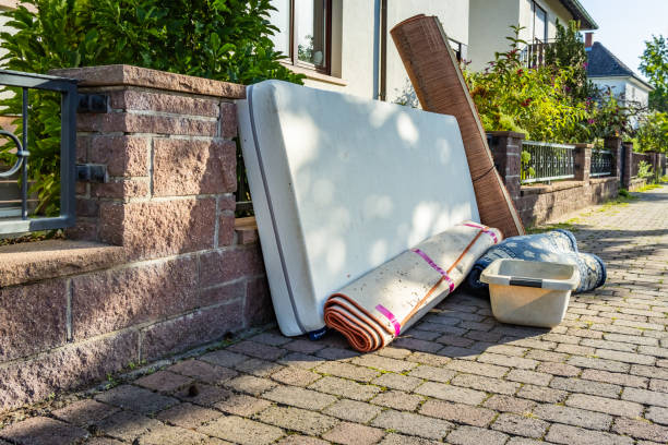 Best Basement Cleanout Services  in Ahuimanu, HI